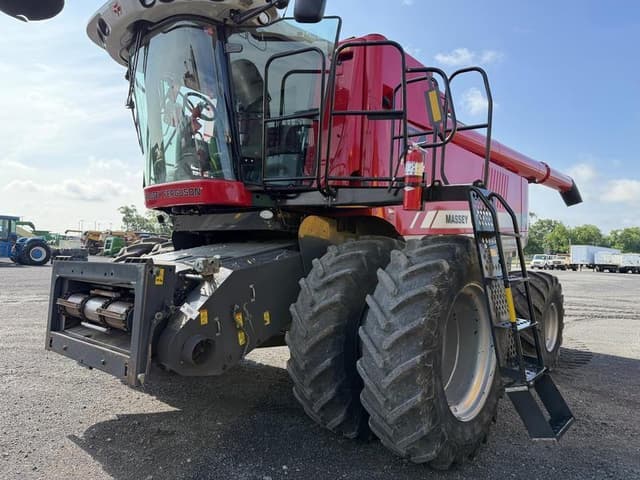 Image of Massey Ferguson 9540 equipment image 1