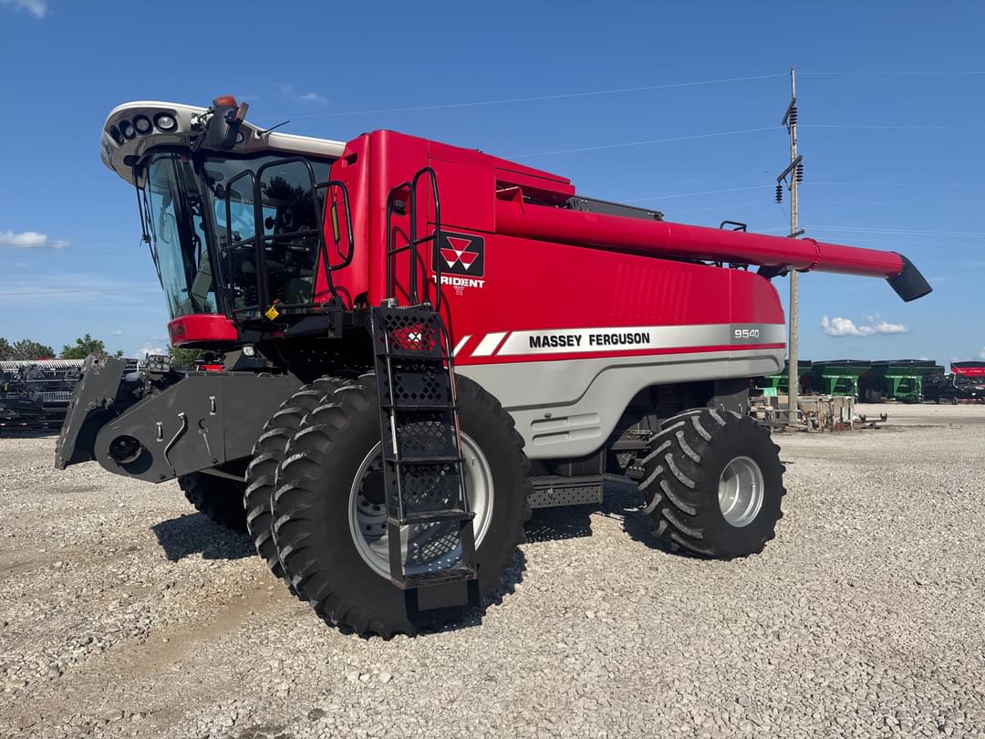 Image of Massey Ferguson 9540 Primary image