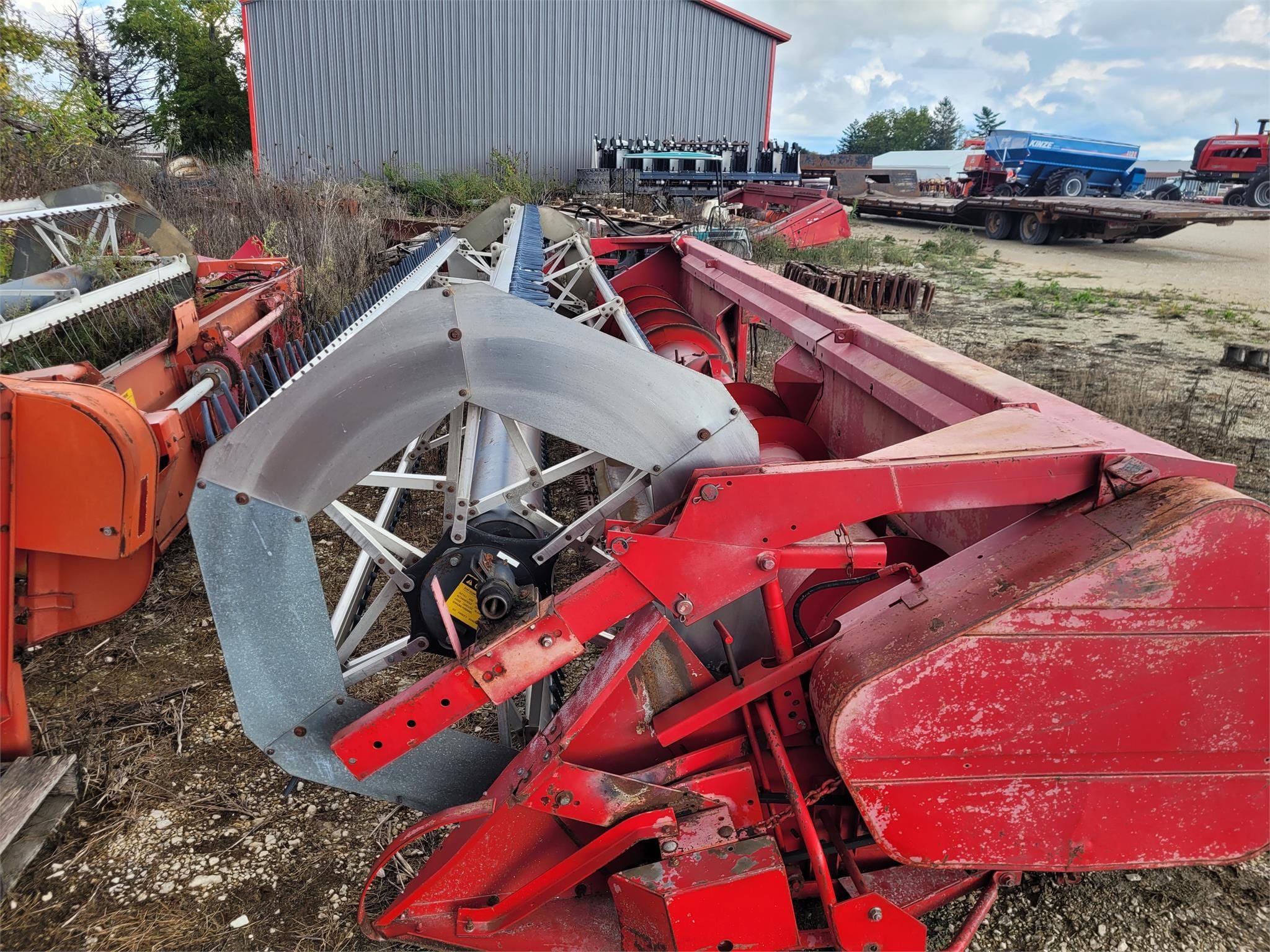 Massey Ferguson 9750 Equipment Image0