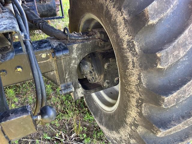 Image of Massey Ferguson 9790 equipment image 4