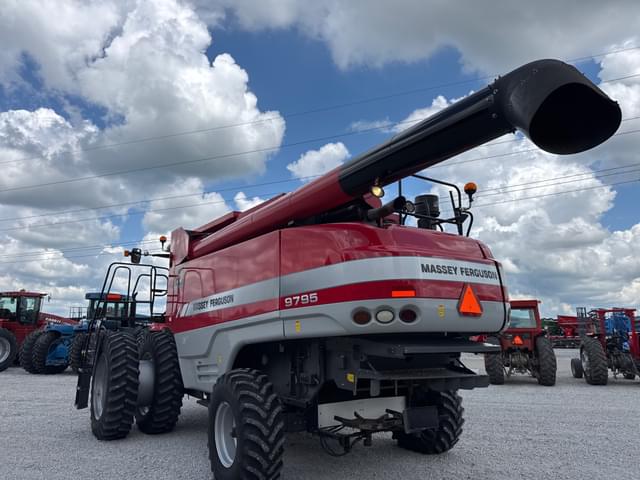 Image of Massey Ferguson 9795 equipment image 3