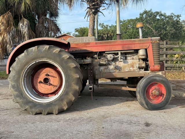 Image of Massey Ferguson 98 equipment image 1