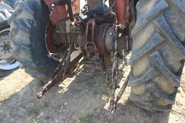 Image of Massey Ferguson 175 equipment image 2