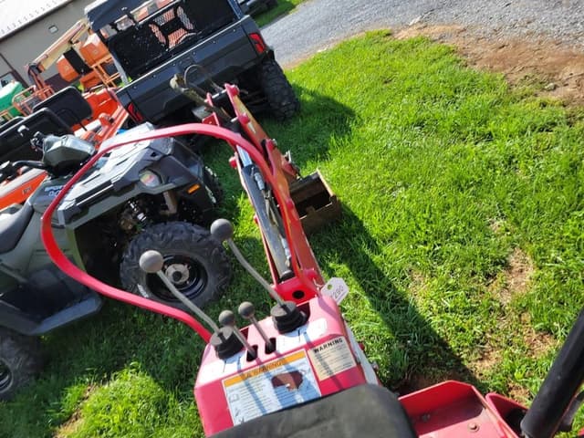 Image of Massey Ferguson CB10 equipment image 2