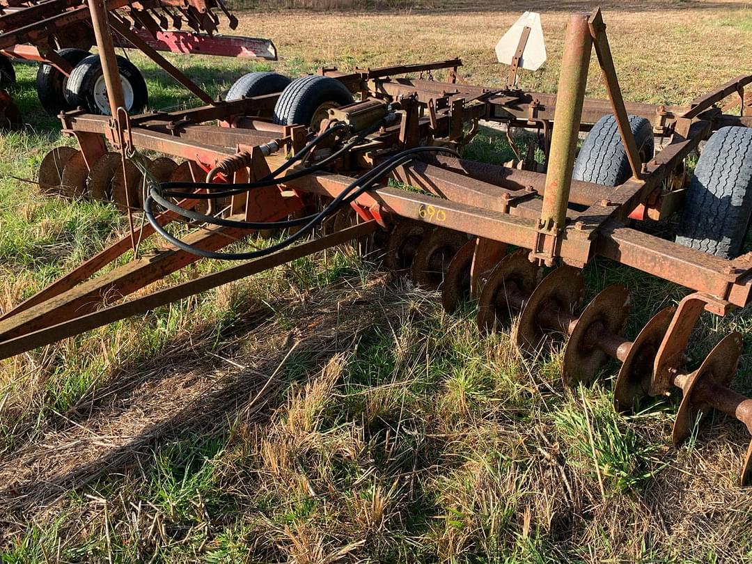 Image of Massey Ferguson 52 Image 0