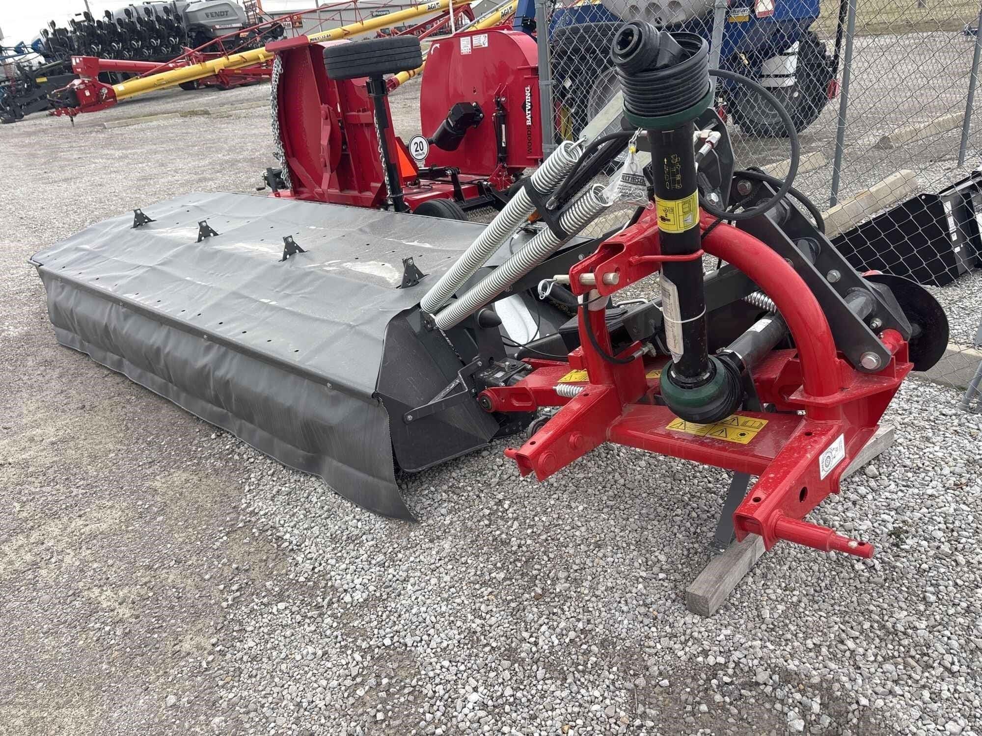 Massey Ferguson DM357 Equipment Image0