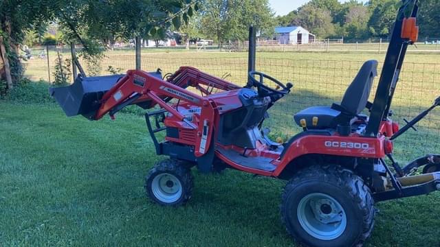 Image of Massey Ferguson GC2300 equipment image 1