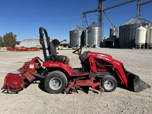 Image of Massey Ferguson GC1705 equipment image 3