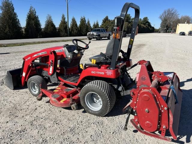 Image of Massey Ferguson GC1705 equipment image 4