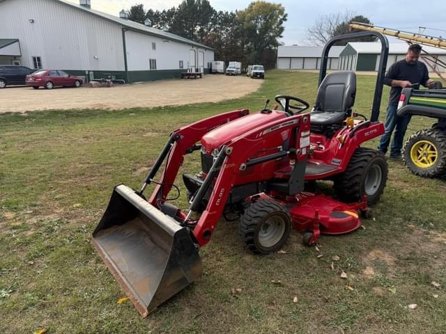 Image of Massey Ferguson GC1715 equipment image 1