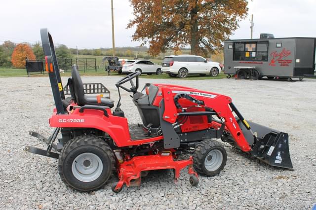 Image of Massey Ferguson GC1723E equipment image 4
