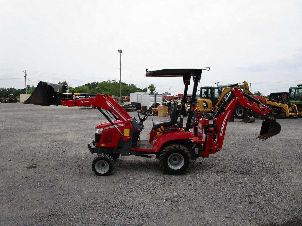 Main image Massey Ferguson GC1723E
