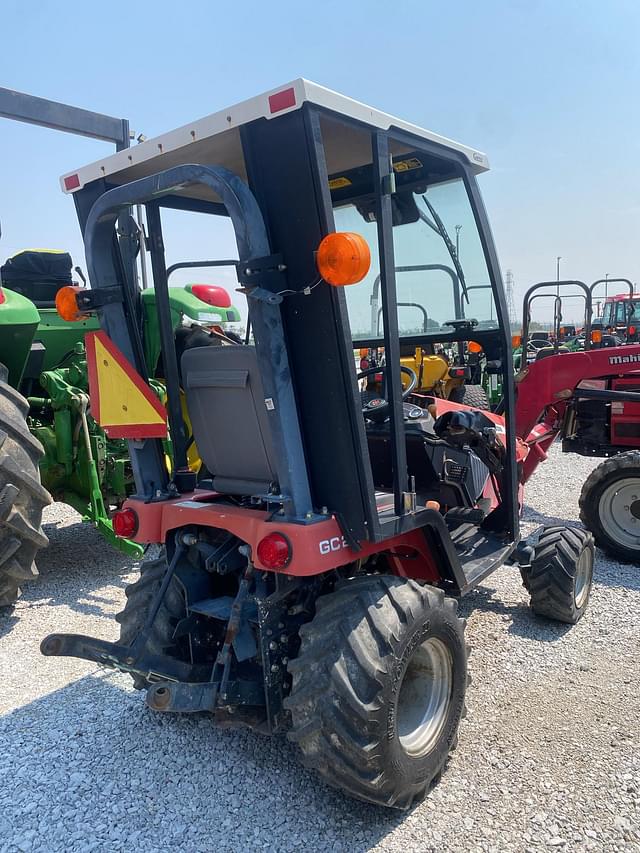 Image of Massey Ferguson GC2300 equipment image 4