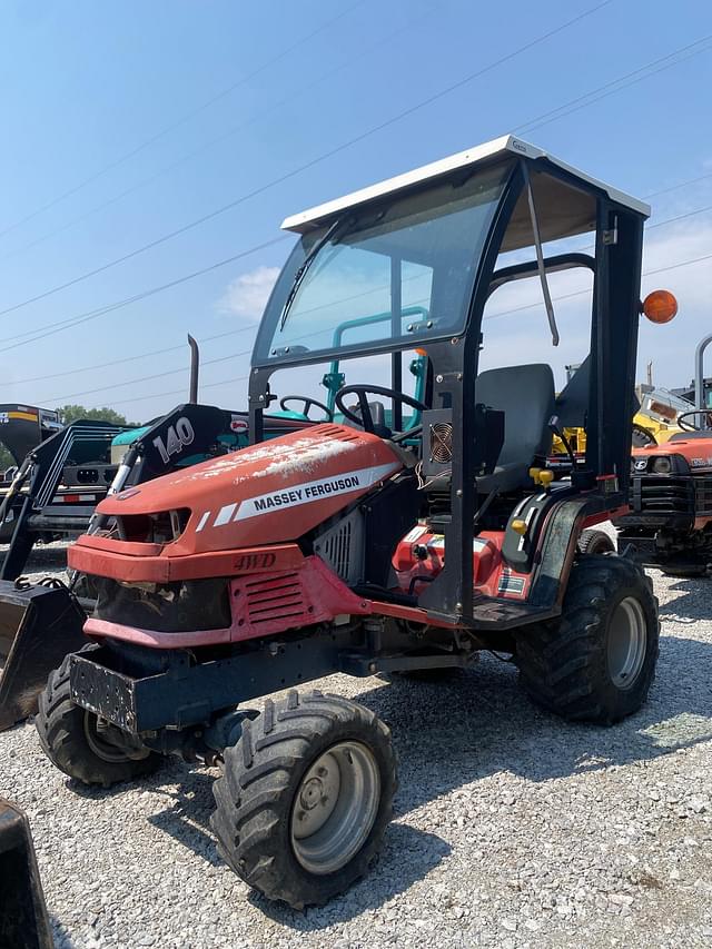 Image of Massey Ferguson GC2300 equipment image 1