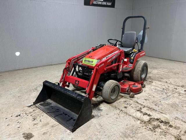 Image of Massey Ferguson GC2300 equipment image 1