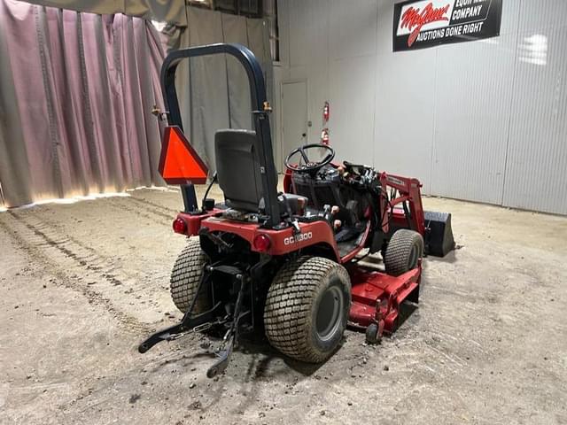 Image of Massey Ferguson GC2300 equipment image 4