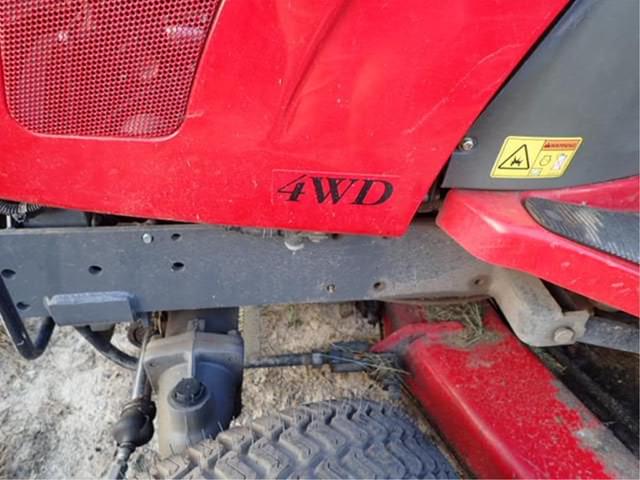 Image of Massey Ferguson GC2400 equipment image 1