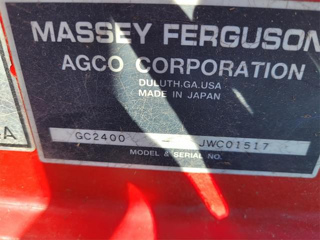 Image of Massey Ferguson GC2400 equipment image 4
