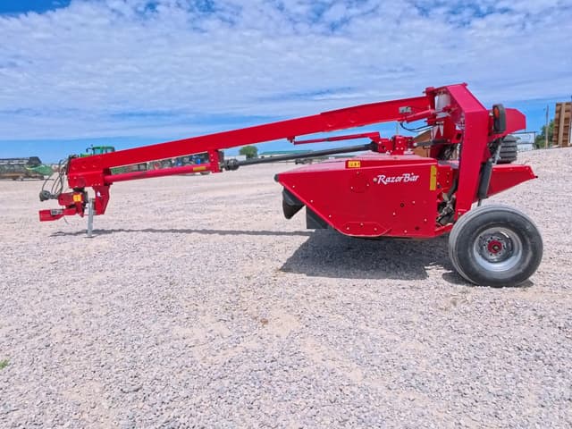 Image of Massey Ferguson 1383 equipment image 1