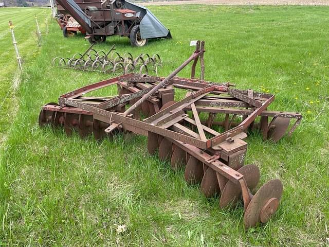 Image of Massey Ferguson 39 equipment image 3