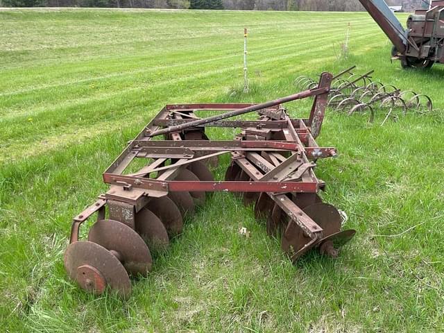 Image of Massey Ferguson 39 equipment image 2
