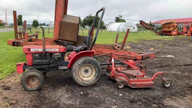 Image of Massey Ferguson 1120 equipment image 3