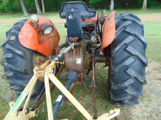 Image of Massey Ferguson 135 equipment image 2