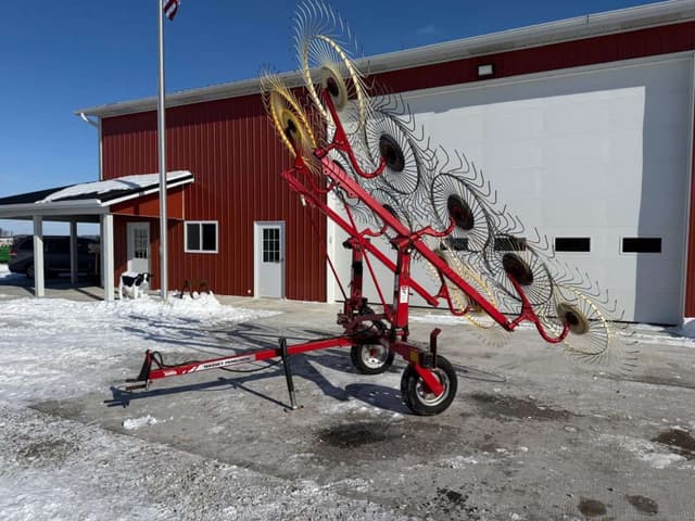 Image of Massey Ferguson 1510 equipment image 1
