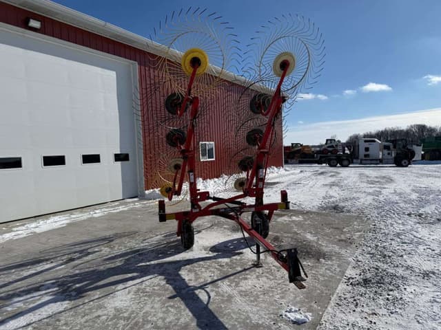 Image of Massey Ferguson 1510 equipment image 4