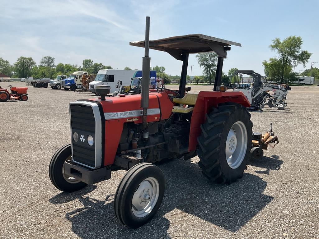 Image of Massey Ferguson 231 Primary image