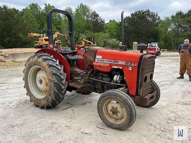 Image of Massey Ferguson 231 equipment image 3