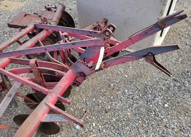 Image of Massey Ferguson 25 equipment image 4