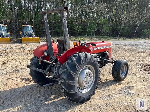 Image of Massey Ferguson 250 equipment image 4