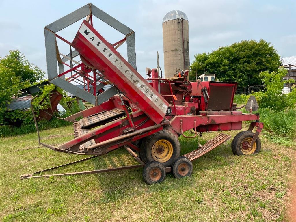 Main image Massey Ferguson 36