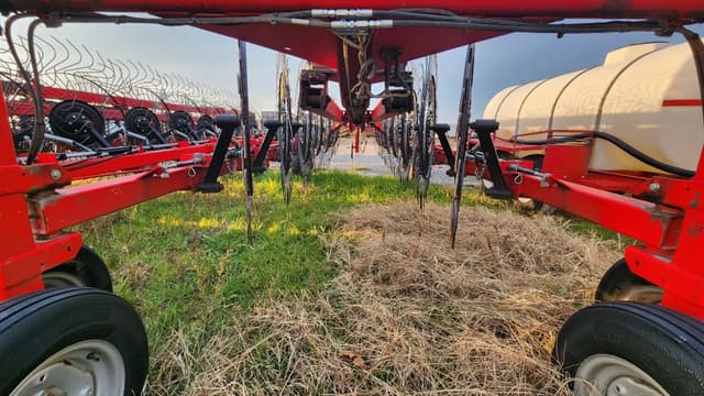 Image of Massey Ferguson 3986 equipment image 3