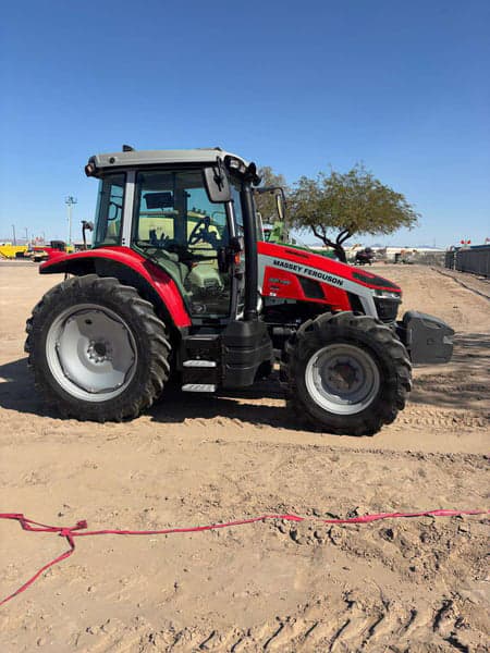 Image of Massey Ferguson 5S.135 equipment image 1