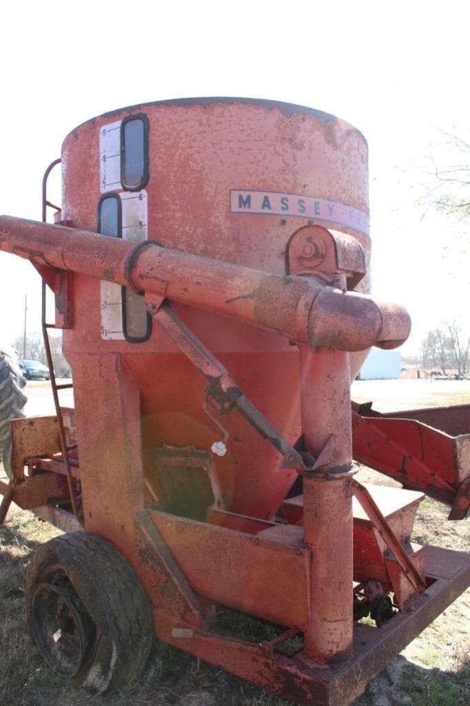 Image of Massey Ferguson 15 Primary image