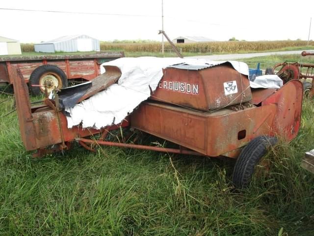 Image of Massey Ferguson 3 equipment image 2
