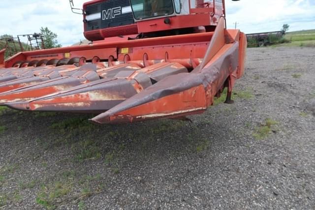 Image of Massey Ferguson 1183 equipment image 3