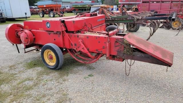 Image of Massey Ferguson 12 equipment image 3