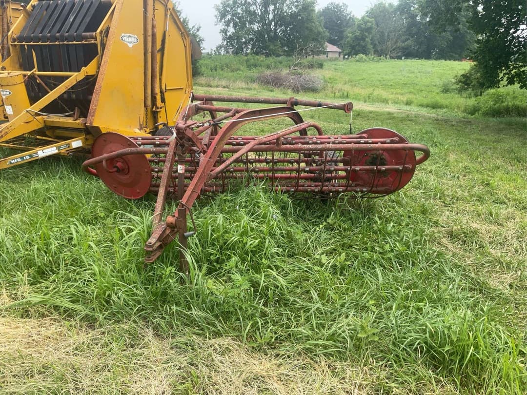 Image of Massey Ferguson 36 Image 0