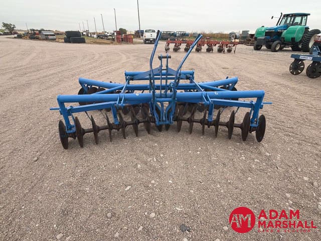 Image of Massey Ferguson 68 equipment image 2