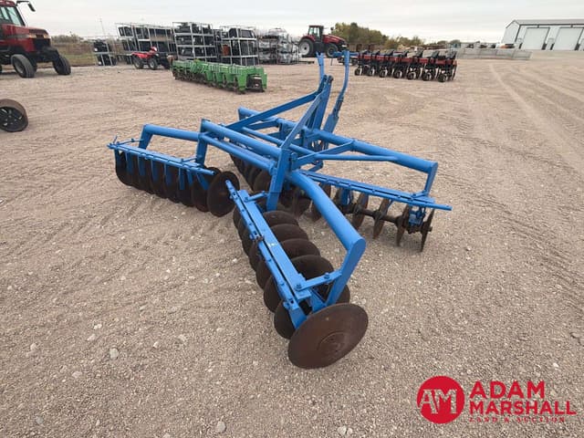 Image of Massey Ferguson 68 equipment image 4