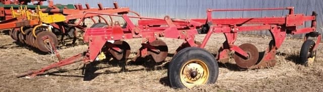 Image of Massey Ferguson 84 equipment image 1