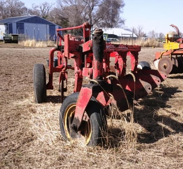 Image of Massey Ferguson 84 equipment image 3