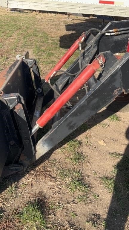 Image of Massey Ferguson 90 equipment image 2