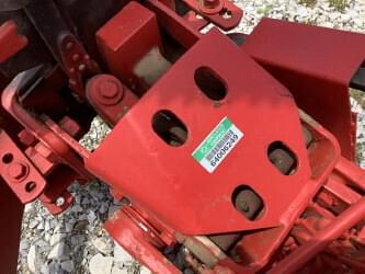 Image of Massey Ferguson Undetermined equipment image 3