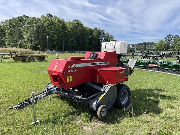 Image of Massey Ferguson 1840 Image 0