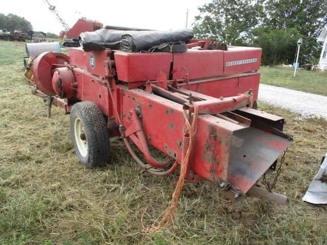 Image of Massey Ferguson 12 equipment image 3