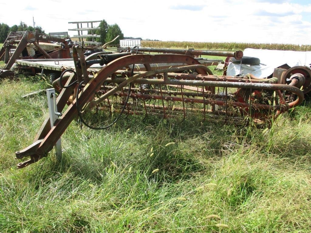 Massey Ferguson 36 Equipment Image0
